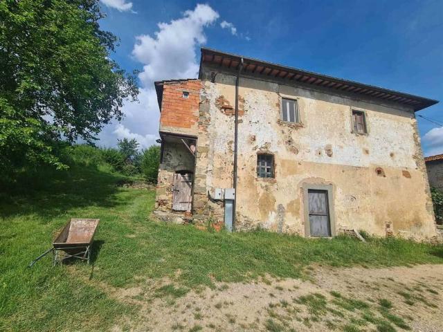 Rustico in vendita a Unione di Comuni Valdarno e Valdisieve, Reggello