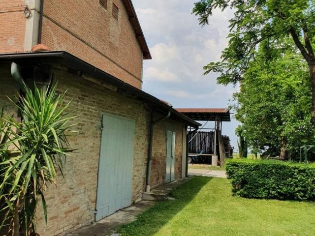 Rustico in vendita a Pianura Reggiana, Re