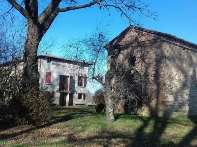 Rustico in vendita a Colline Matildiche, Re