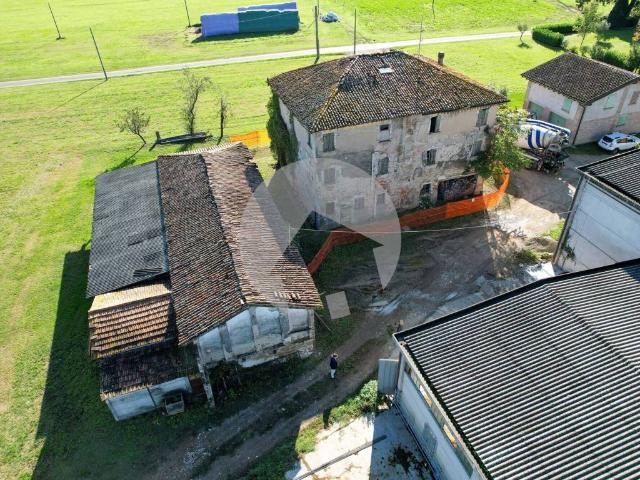 Rustico in vendita a San Bartolomeo, Re