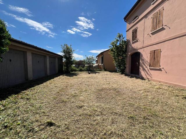 Rustico in vendita a Bassa Reggiana, Re