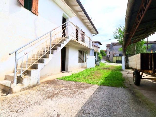 Rustico in vendita a Remanzacco, Friuli-Venezia Giulia