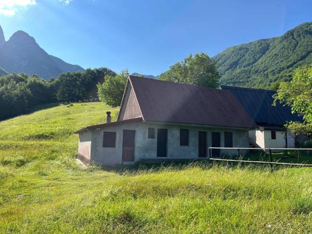 Rustico in vendita a Resia, Friuli-Venezia Giulia