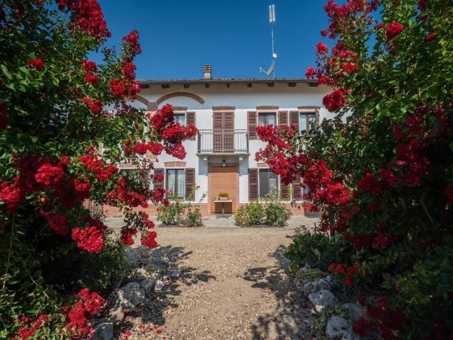 Rustico in vendita a Piemonte, Asti