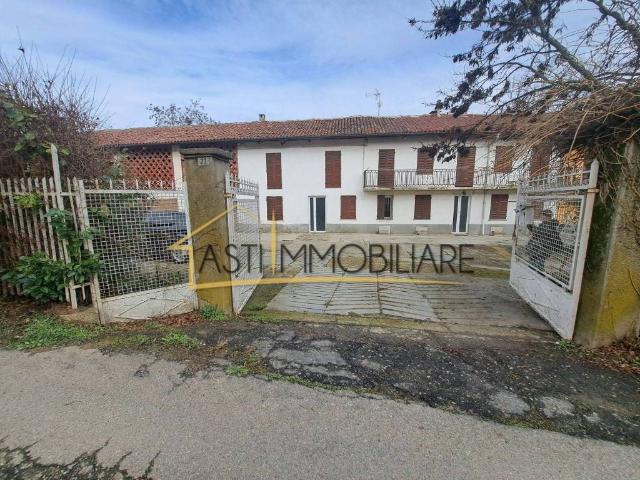 Rustico in vendita a Revigliasco d'Asti, Asti