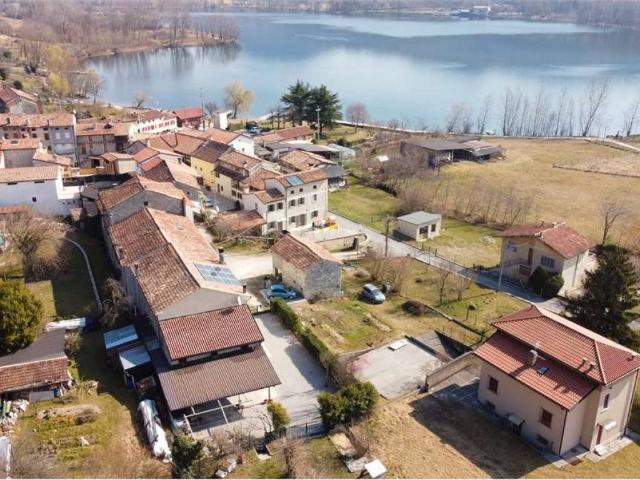 Rustico in vendita a Revine Lago