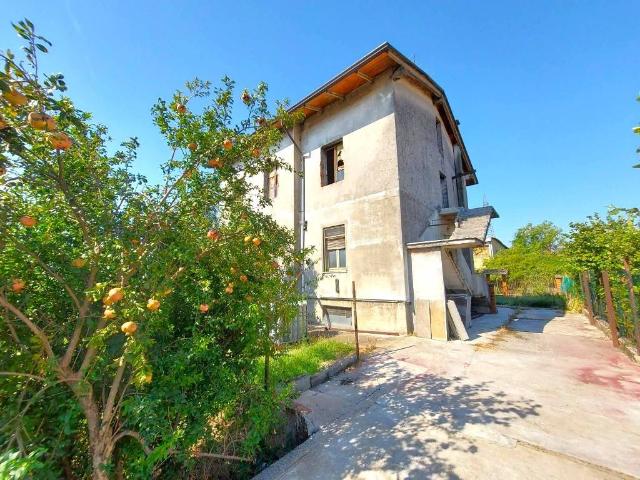 Rustico in vendita a Treponti, Rezzato