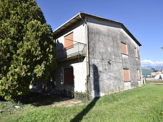 Rustico in vendita a Fonte, Riese Pio X