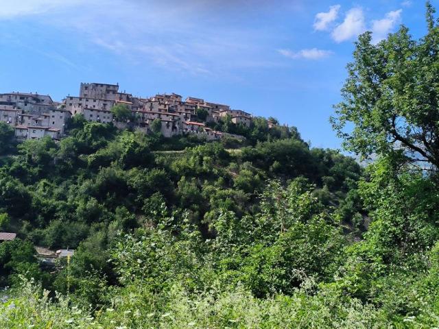 Rustico in vendita a Rieti, Lazio