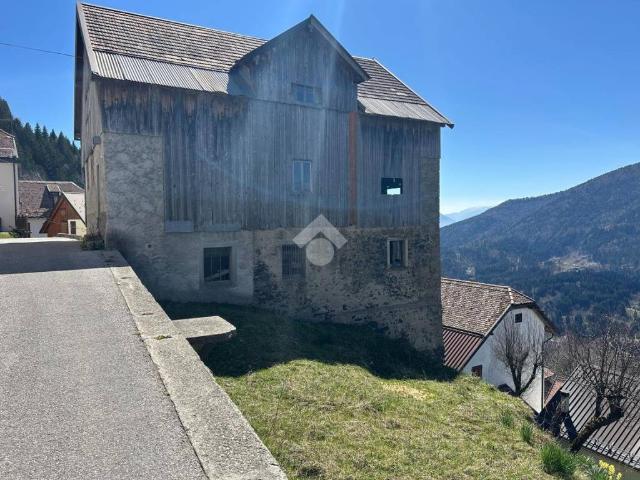 Rustico in vendita a Rigolato, Friuli-Venezia Giulia