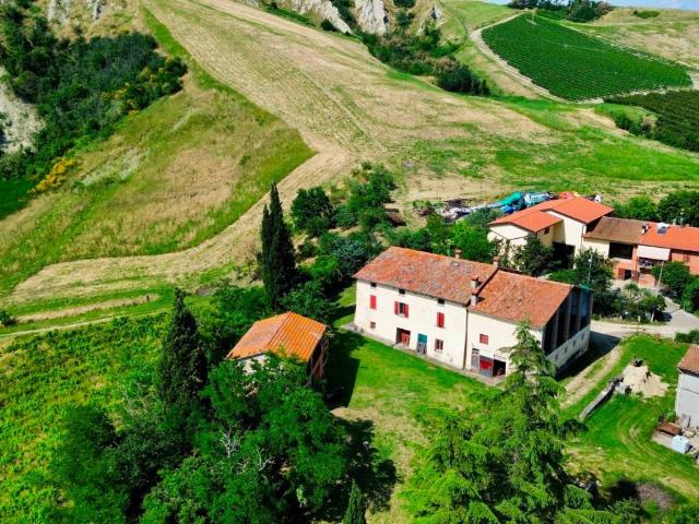 Rustico in vendita a Unione della Romagna Faentina, Riolo Terme