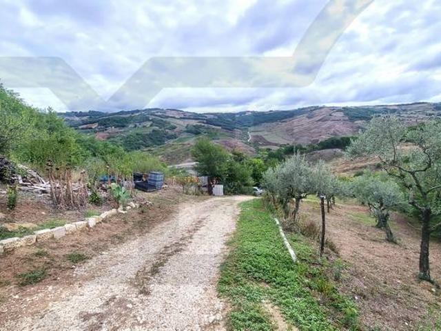 Rustico in vendita a Ripalimosani, Molise