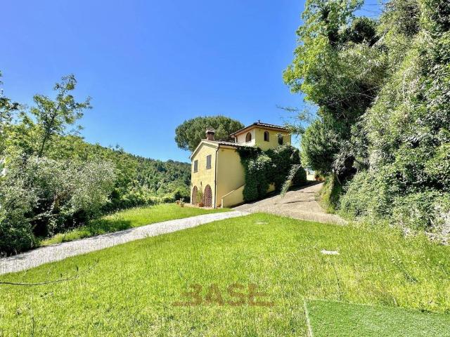 Rustico in vendita a Fornelli, Riparbella