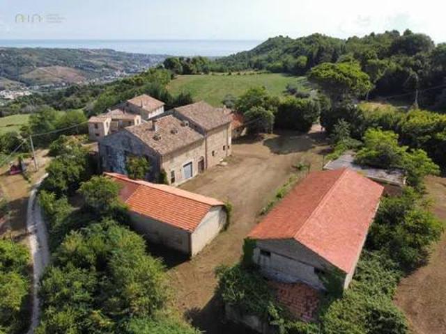 Rustico in vendita a Cabiano, Ripatransone