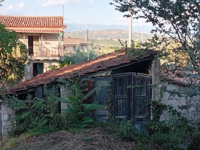 Rustico in vendita a Ripi, Lazio