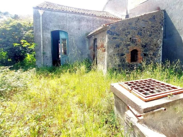 Rustico in vendita a Riposto, Sicilia