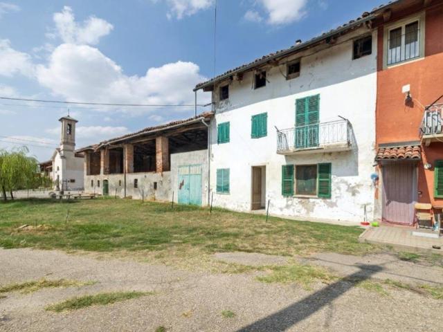 Rustico in vendita a Tamagnone, Riva Presso Chieri