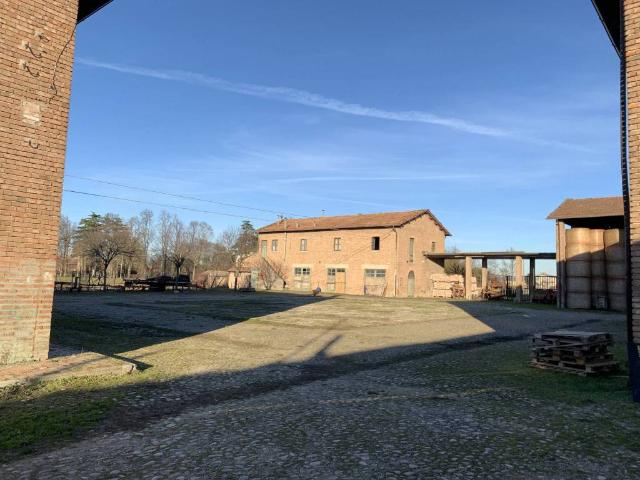 Rustico in vendita a Rivanazzano, Lombardia