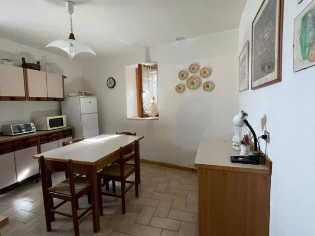 Rustico in vendita a Rivergaro, Reggio Emilia