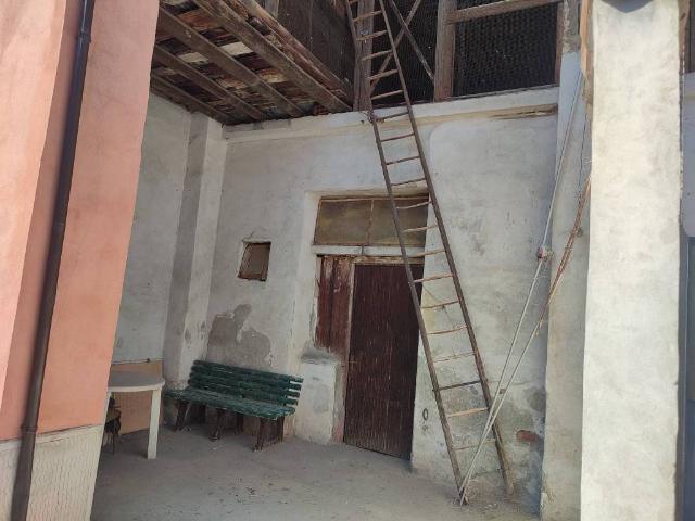 Rustico in vendita a Rivolta d'Adda, Cremona