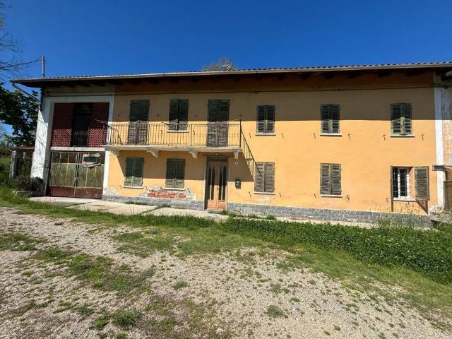 Rustico in vendita a Piemonte, Asti