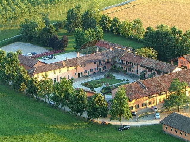 Villa Indipendente in vendita a Robecco Sul Naviglio, Lombardia