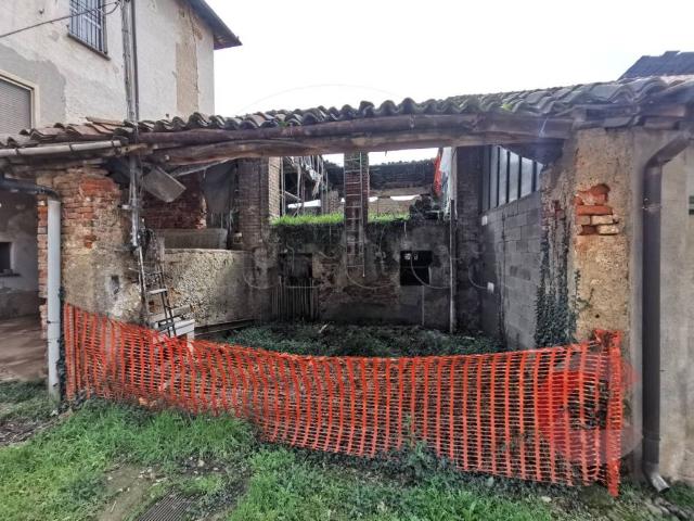 Rustico in vendita a Ca de Noci, Robecco Sul Naviglio