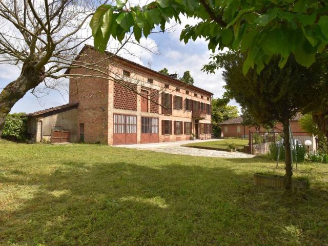Rustico in vendita a Piemonte, Asti