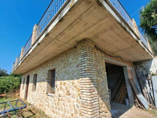 Rustico in vendita a Rocca San Giovanni, Abruzzo
