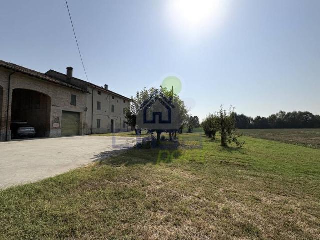 Rustico in vendita a Salde, Roccabianca