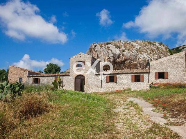 Rustico in vendita a Roccapalumba, Palermo