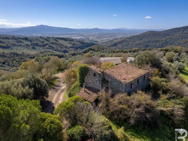 Rustico in vendita a Le Coste, Roccastrada