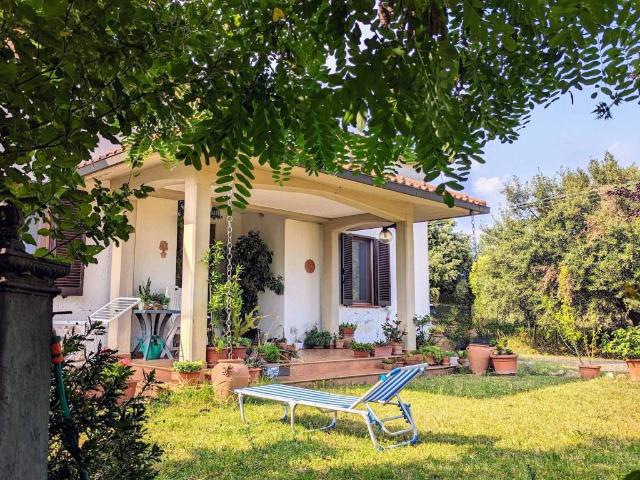 Rustico in vendita a Roccastrada, Toscana