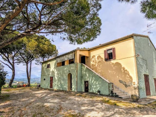 Rustico in vendita a Roccastrada, Toscana