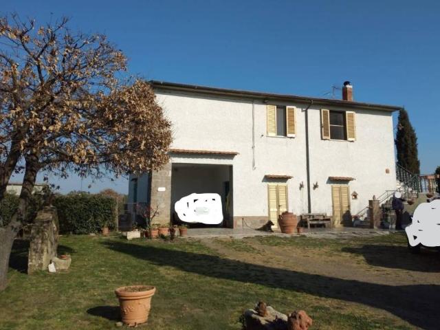 Rustico in vendita a Roccastrada, Toscana