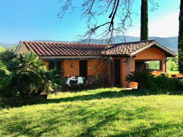 Rustico in vendita a Roccastrada, Toscana