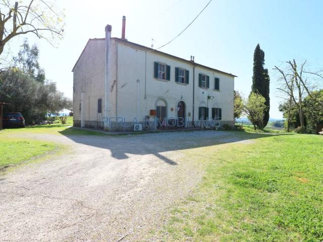 Rustico in vendita a Roccastrada, Toscana