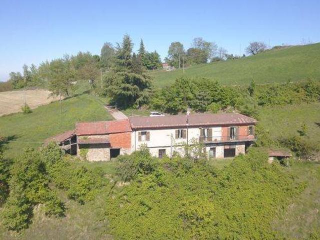 Rustico in vendita a Piemonte, Asti