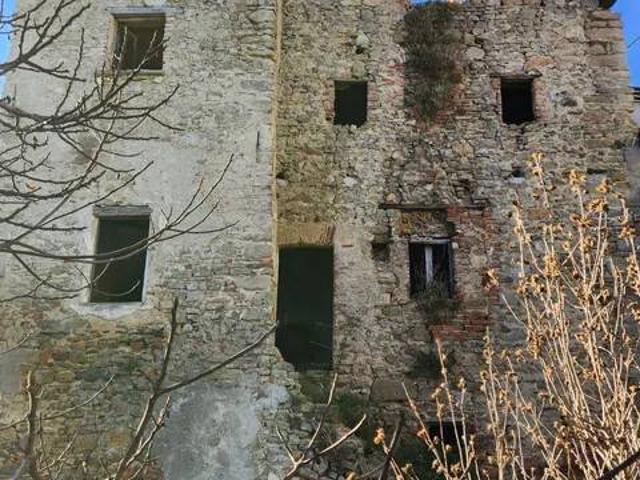 Rustico in vendita a Roccavignale