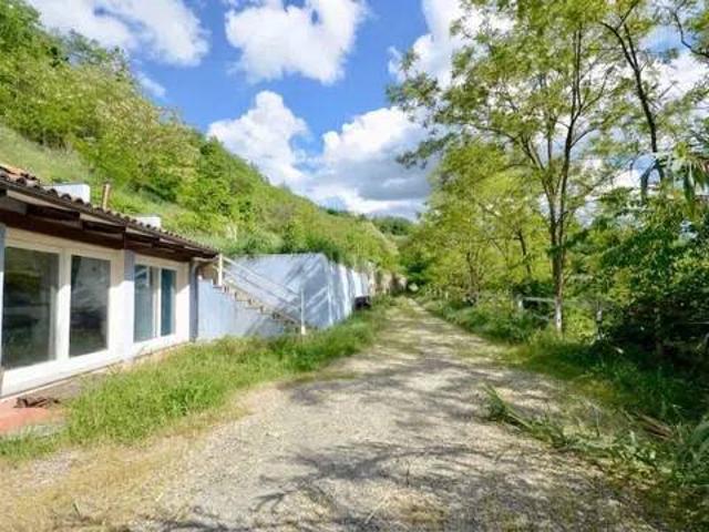 Rustico in vendita a Piemonte, Asti