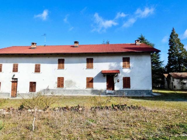Rustico in vendita a Piemonte, Asti