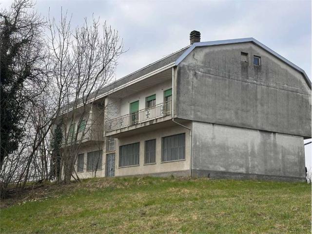 Rustico in vendita a Rogeno, Lombardia