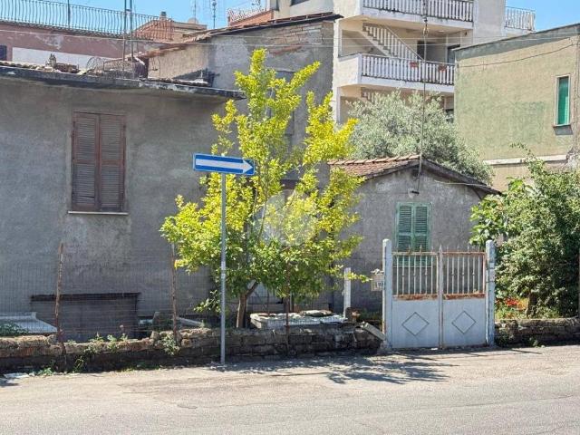 Rustico in vendita a Finocchio, Roma Capitale