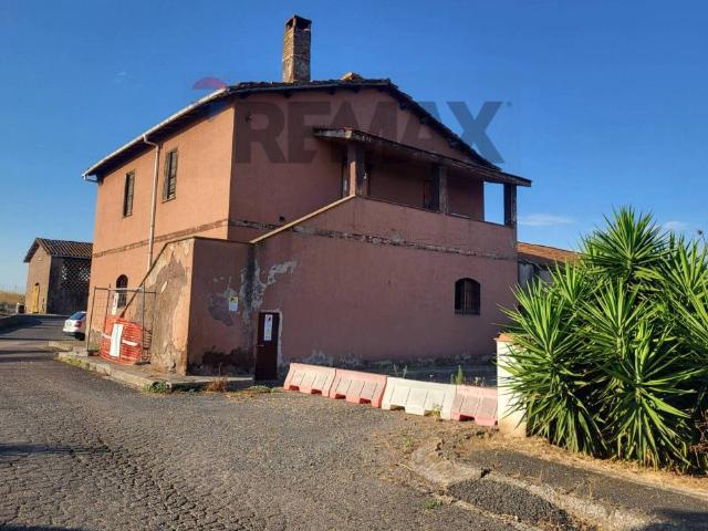Rustico in vendita a Municipio Roma IX, Roma Capitale