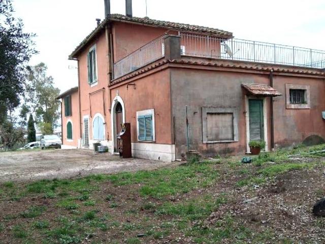 Rustico in vendita a Finocchio, Roma Capitale