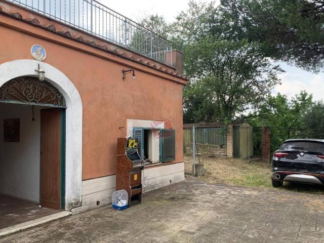 Rustico in vendita a Finocchio, Roma Capitale