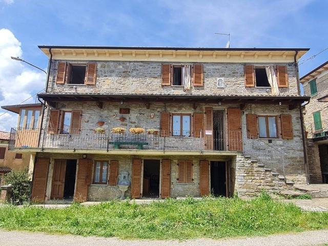 Rustico in vendita a Romagnese, Lombardia