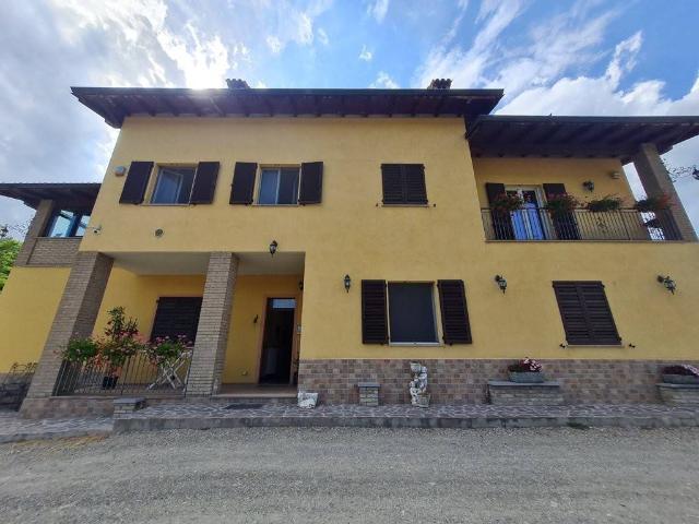 Rustico in vendita a Romagnese, Lombardia