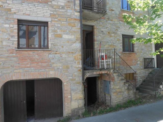 Rustico in vendita a Romagnese, Lombardia