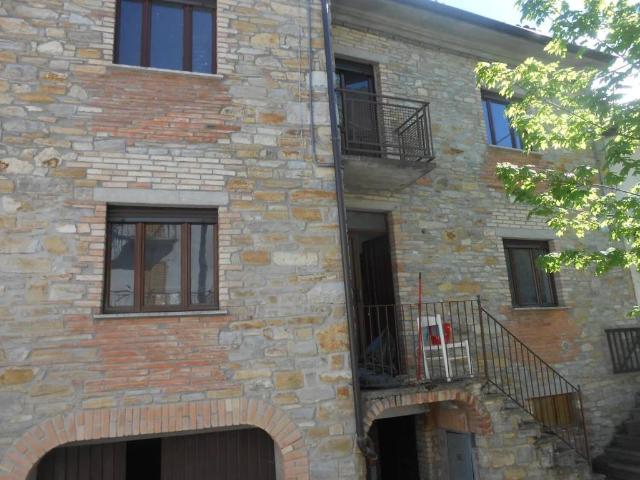 Rustico in vendita a Romagnese, Lombardia